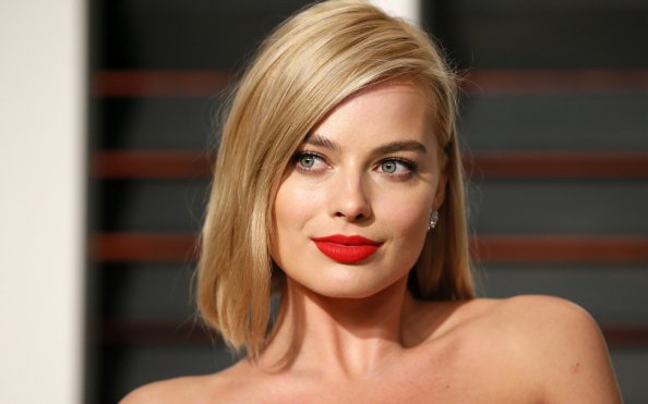 2016 Margot Robbie