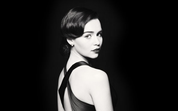 Emilia Clarke Monochrome 4k