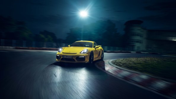 Porsche Cayman GT4 Yellow