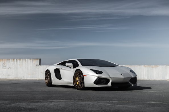 Lamborghini Aventador 5k