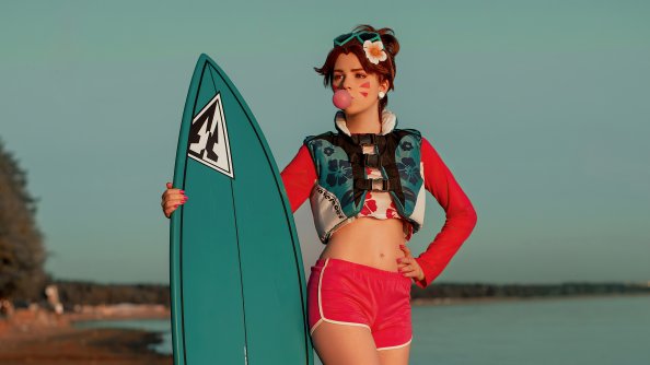 Dva Overwatch Beach Cosplay 4k