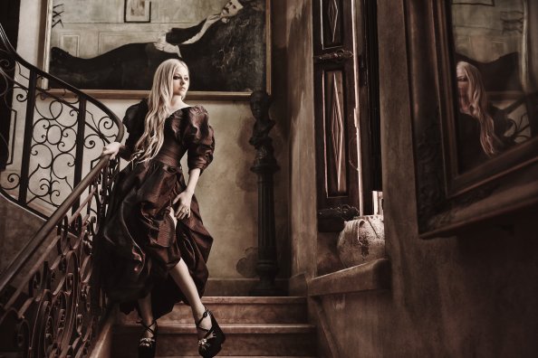 Avril Lavigne Glamour Photoshoot