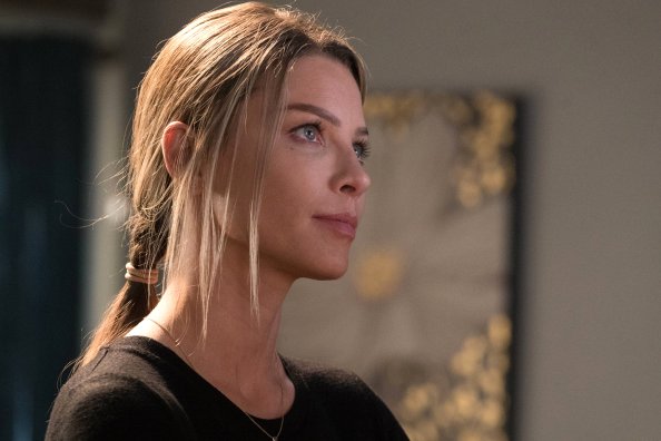 Lauren German 4k