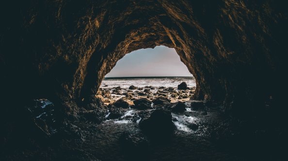Cave 4k
