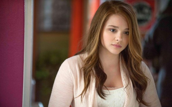 Chloe Mortez 8