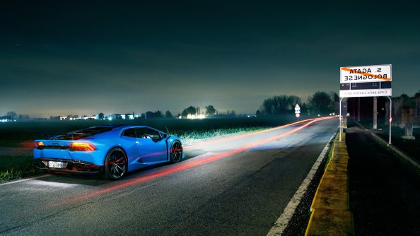 Lamborghini Light Trails