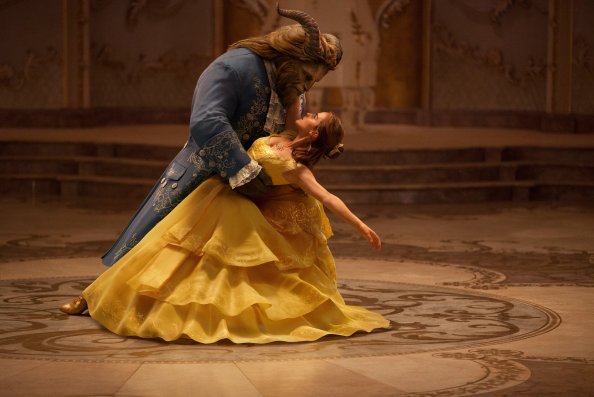 Emma Watson And Dan Stevens Dancing In Beauty Beast
