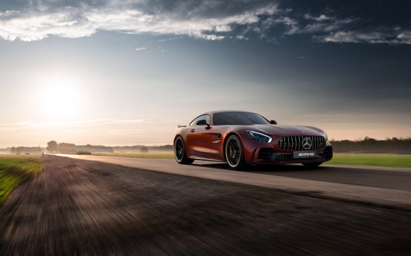 Mercedes Benz AMG GT R 2018