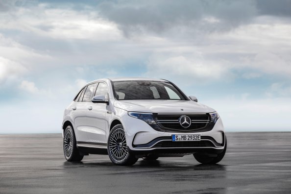 Mercedes Benz EQC 2020 8k