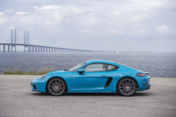 2017 Porsche 718 Cayman S