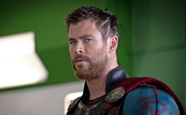 Chris Hemsworth New Look In Thor Ragnarok