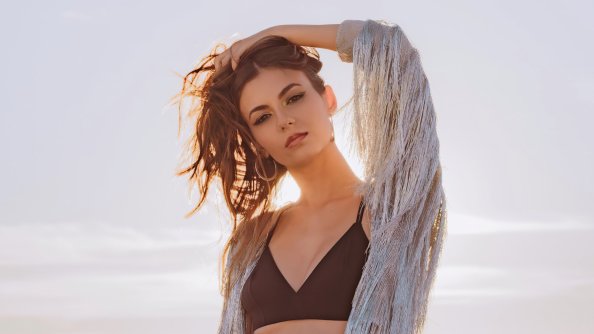 2021 Victoria Justice 4k