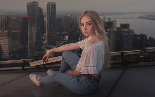 Women Blonde Sitting On Roof Tops 4k