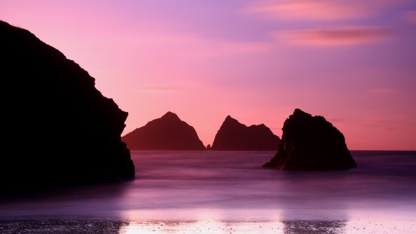 Holywell Bay