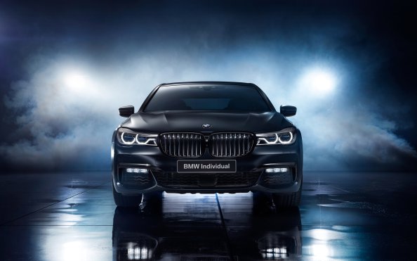 BMW 750i Black Ice Edition 2017 Front