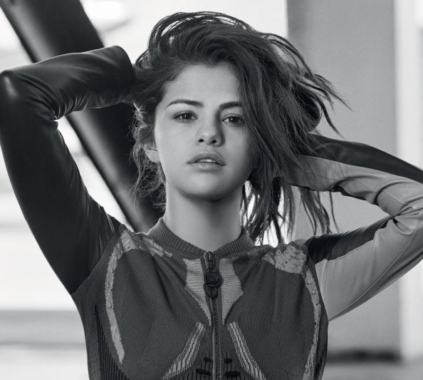 Selena Gomez Vogue Brasil