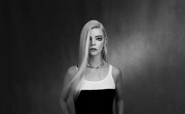 Anya Taylor Joy Monochrome 4k