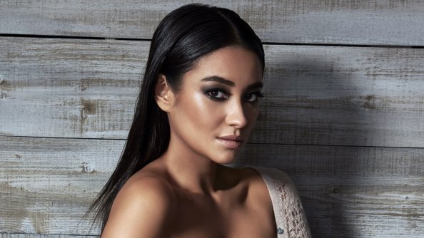 Shay Mitchell Sexy