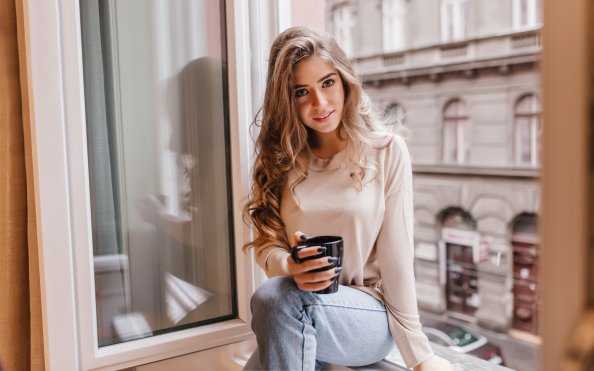 Women Blonde With Coffee Cup 4k