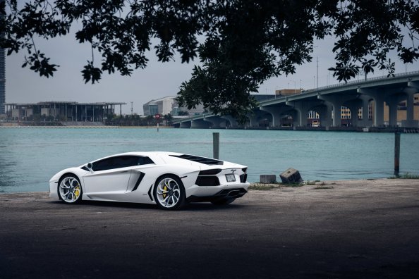 Vellano MC Customs Lamborghini Aventador