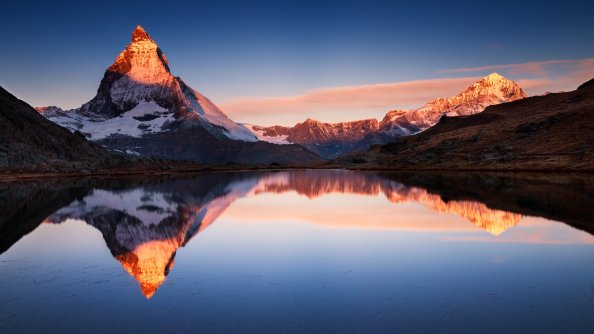 Apple Mountains