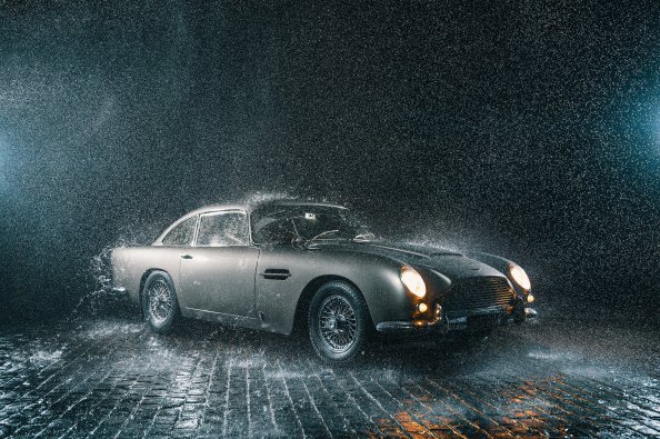 Aston Martin Db5 In Rain 5k