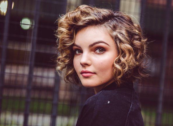 Camren Bicondova