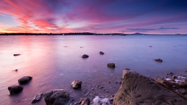 Half Moon Bay Marnia