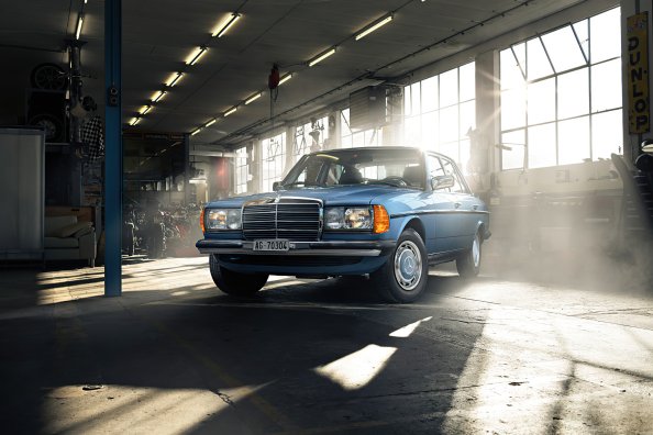 Mercedes Benz W123 Classic Car