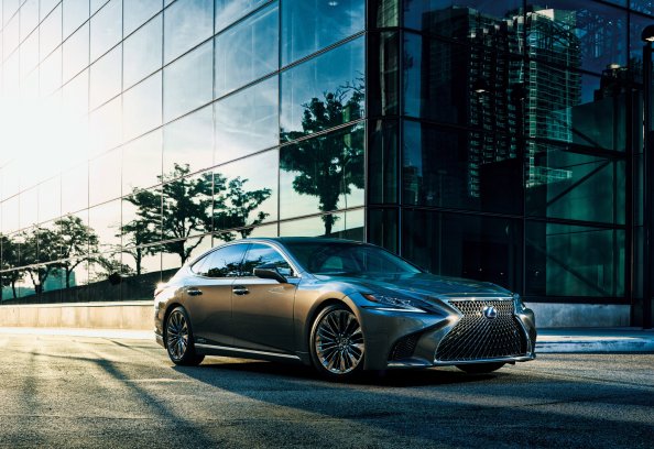 Lexus LS 500h 2017
