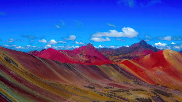 Rainbow Mountains In Peru 4k