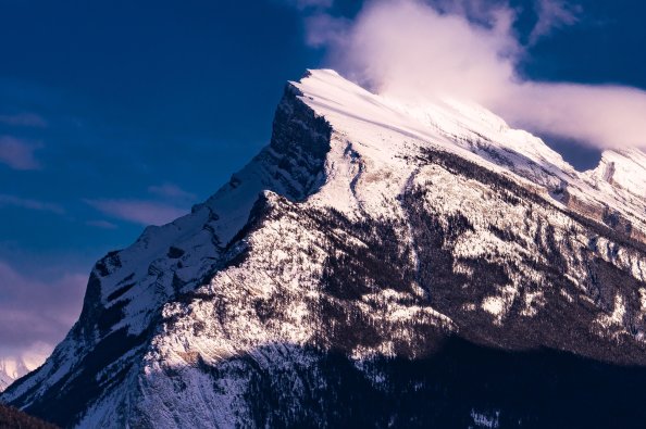 Close Up On Sulfur Mountain 4k