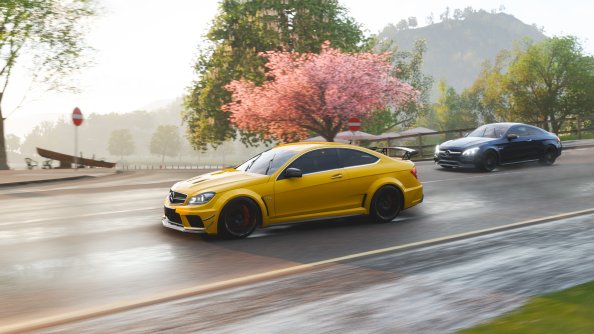 Mercedes Benz C63 AMG Coupe In Forza Horizon 4 4k