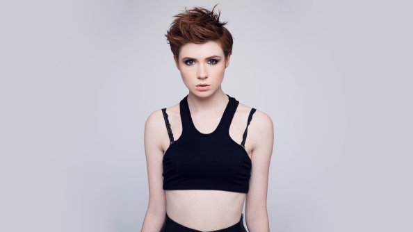 Karen Gillian Short Hair