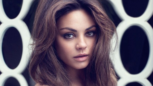 Mila Kunis Elle 2018