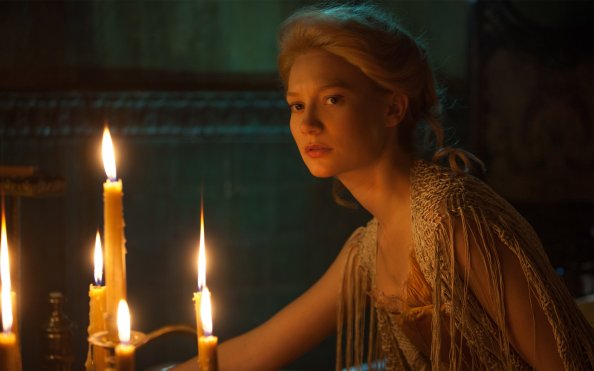 Crimson Peak Mia Wasikowsha