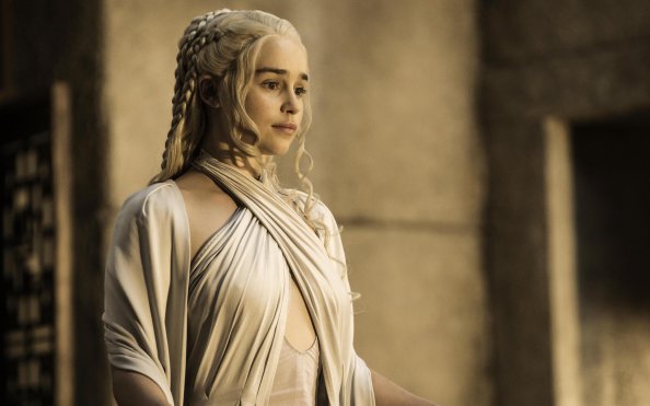Emilia Clarke 5