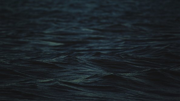 Dark Sea Waves 4k
