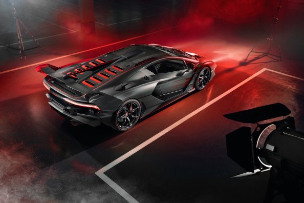 2018 Lamborghini SC18