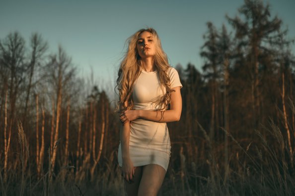Blonde Girl White Dress Sunrays On Face 5k