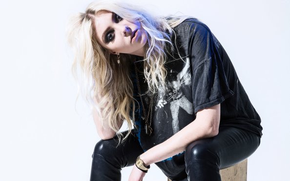 Taylor Momsen 2017