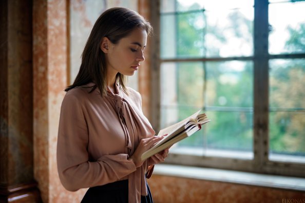 Beautiful Girl Reading Book 4k