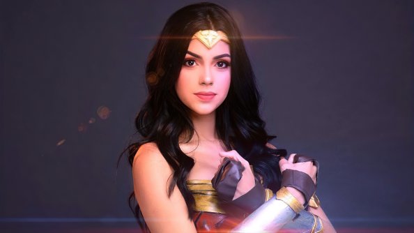 Wonder Woman Cosplay Girl Cute 5k