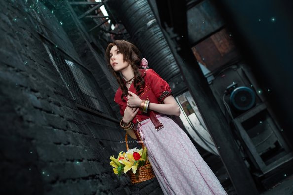 Aerith Gainsborough Final Fantasy Cosplay 4k