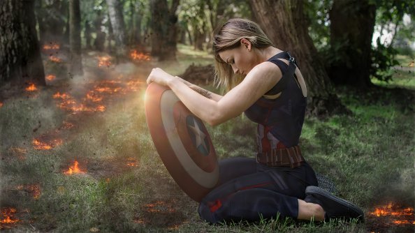 Captain America Girl Cosplay