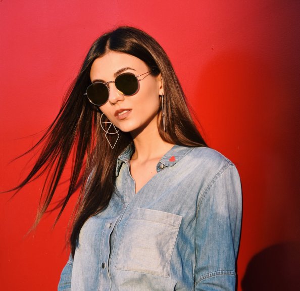 Victoria Justice Selfie Snaps 2017