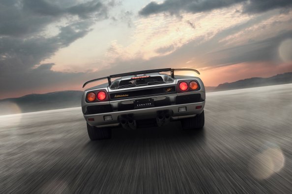 Lamborghni Sv 4k Rear