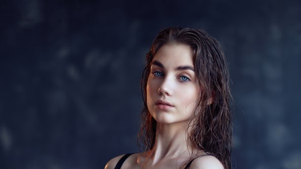 Blue Eyes Girl Portrait 5k