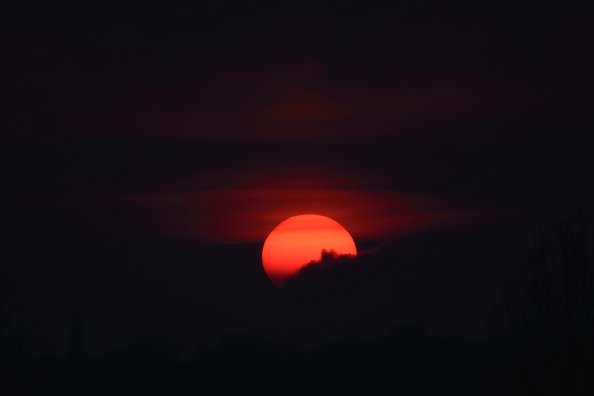 Sunset In Dark Clouds 4k