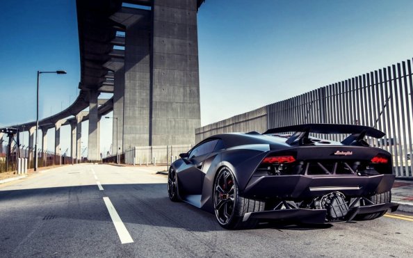 Lamborghini Sesto Elemento